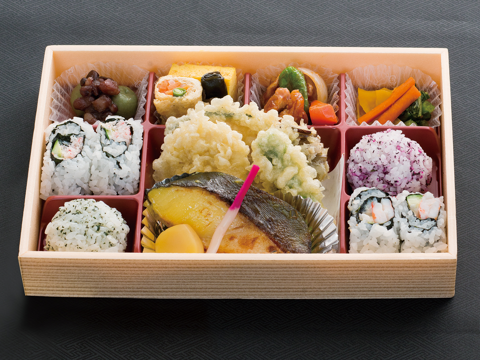 【仕】［彩弁当］銀だらの西京焼弁当＜出前＞